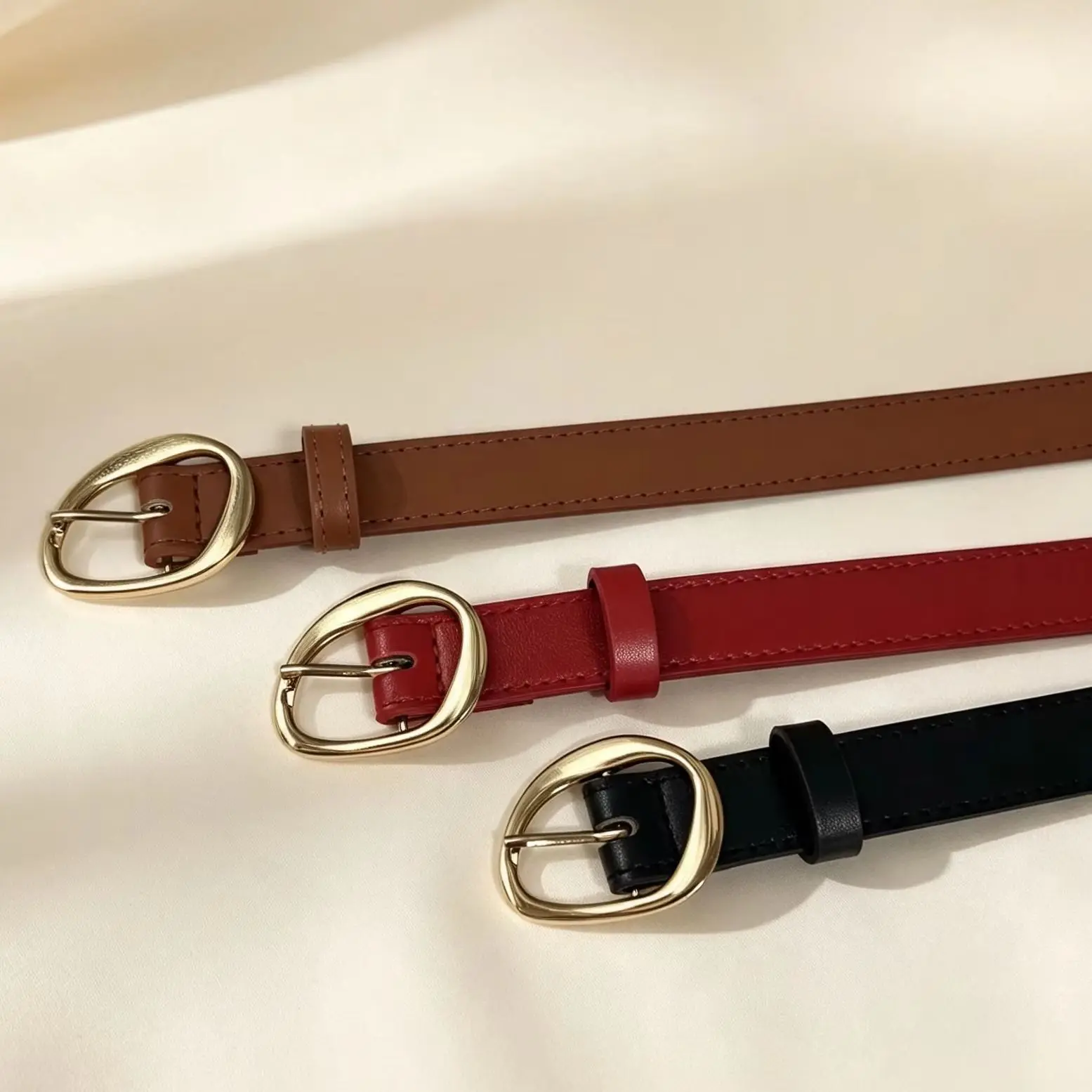 1 piece of women's belt with fine concave-convex metal buckle, simple and easy-matching, Bohemian style, daily fashion, beautifu