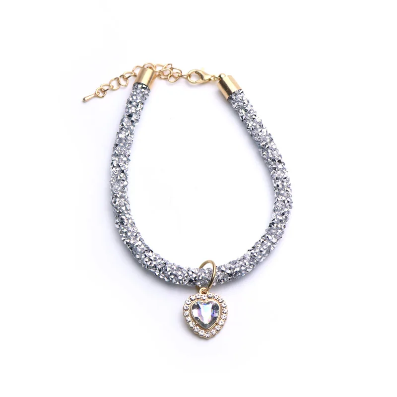 Luxury Crystal Cat Collar Heart Gem Pendant Party Reflective Rhinestone Necklace Adjustable Cats Puppy Chihuahua Pet Accessories