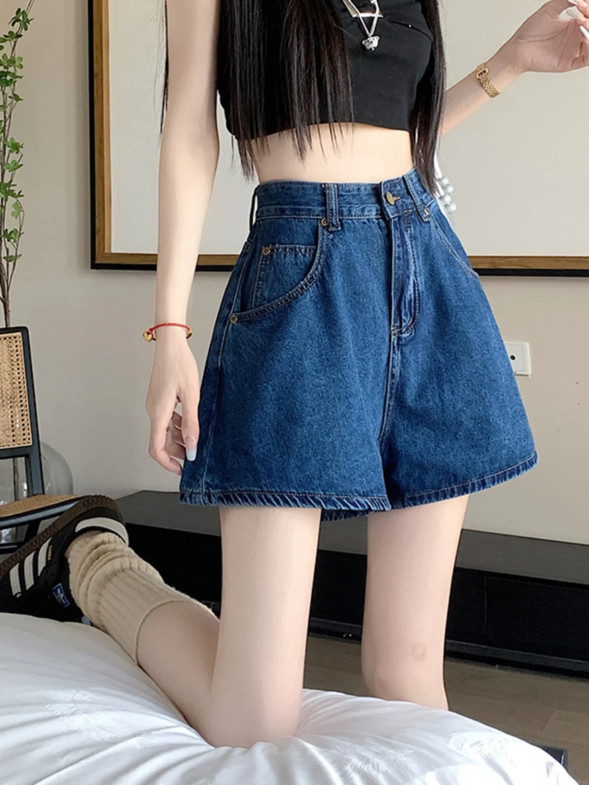 

Women 2024 Summer Fashion Loose Wide-leg Denim Shorts Female Solid Color Jeans Shorts Ladies Loose A-line Short Hot Pants L52