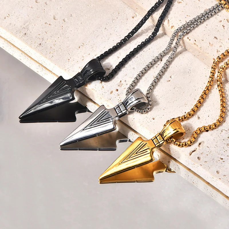 UILZ Personalized Domineering Triangle Spearhead Men's Couple Alloy Retro Hip-hop Arrow Necklace Pendant Jewelry