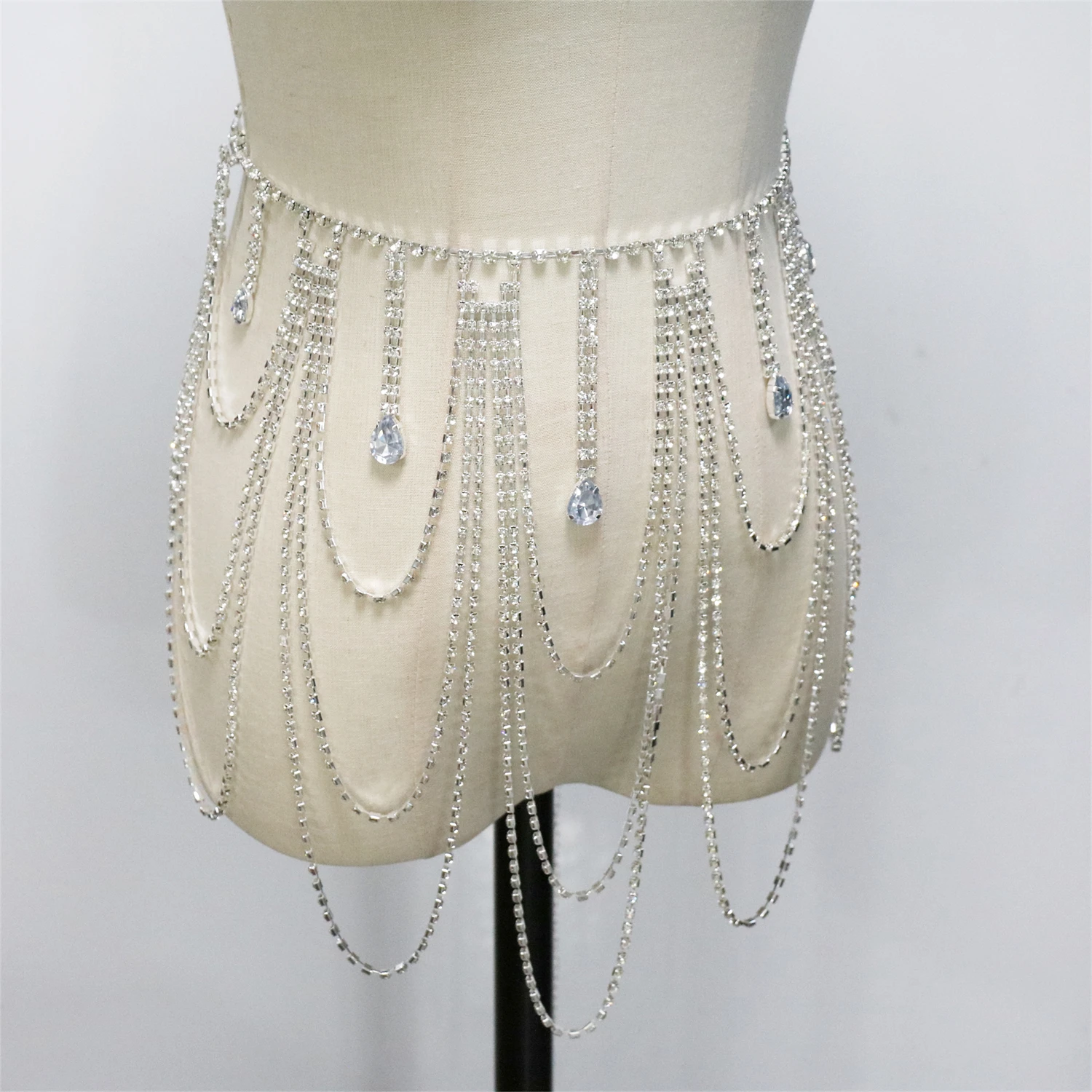 Personalized Multi layer Tasse - Body Jewelry Rhinestone ulasan dan harga