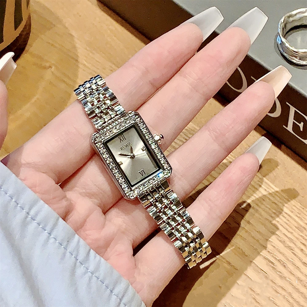 IEKE\'s Square Diamond Retro Roman numerals Women Watch Simple Temperament Versatile Fashion Female High-End Quartz Women Watch