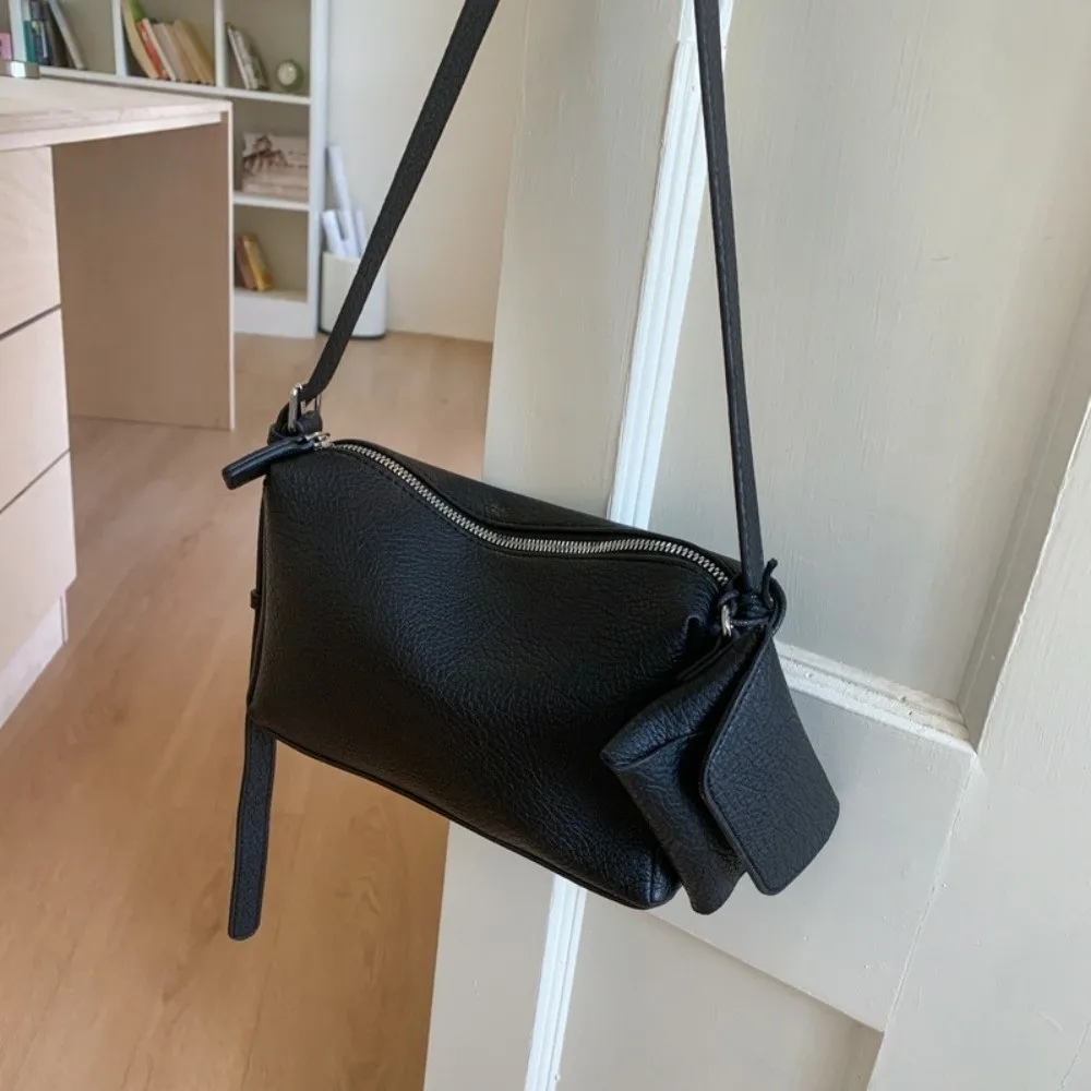 Trendy Simple Soild Color Boston Bag Versatile With Small Bag Soft Leather Crossbody Bag Zipper Korean Women's Handbags Ladies
