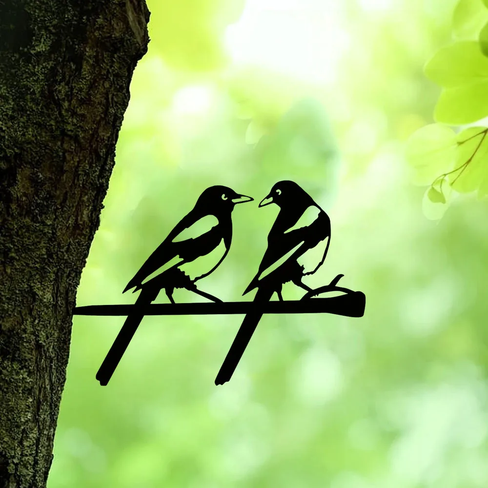 

Crafts Beautiful Two Birds Iron Art Silhouette Garden Courtyard Decoration Outdoor Wooden Stake Fence Design Decoration Plugin