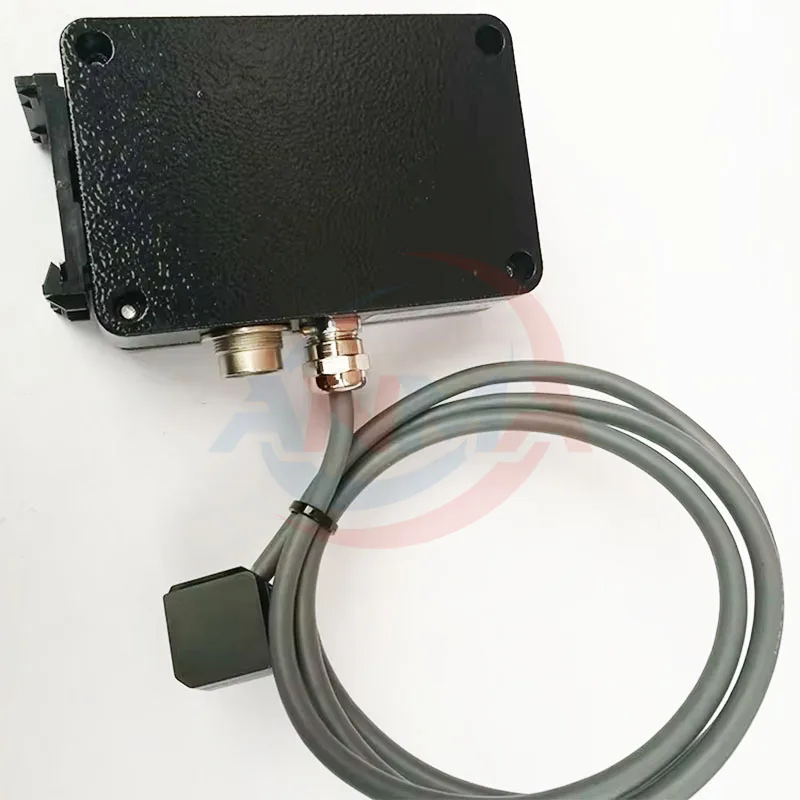 1Piece RL 12.1 24V Sensor G2.110.1461 61.110.1461/01 61.110.1461/02  Heidelberg CD102 SM102 SM74 SM52 Machine Photocell Sensor