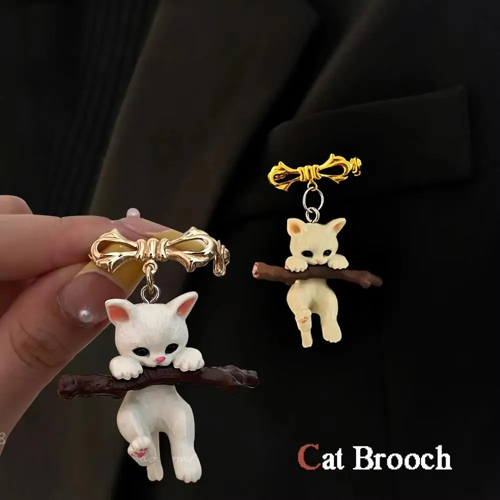 

Cute 3D Cat Bows and kittens Brooch Kawaii Animal Lapel Pins Clothes Backpack Jackets Decoration For Children Women Gifts