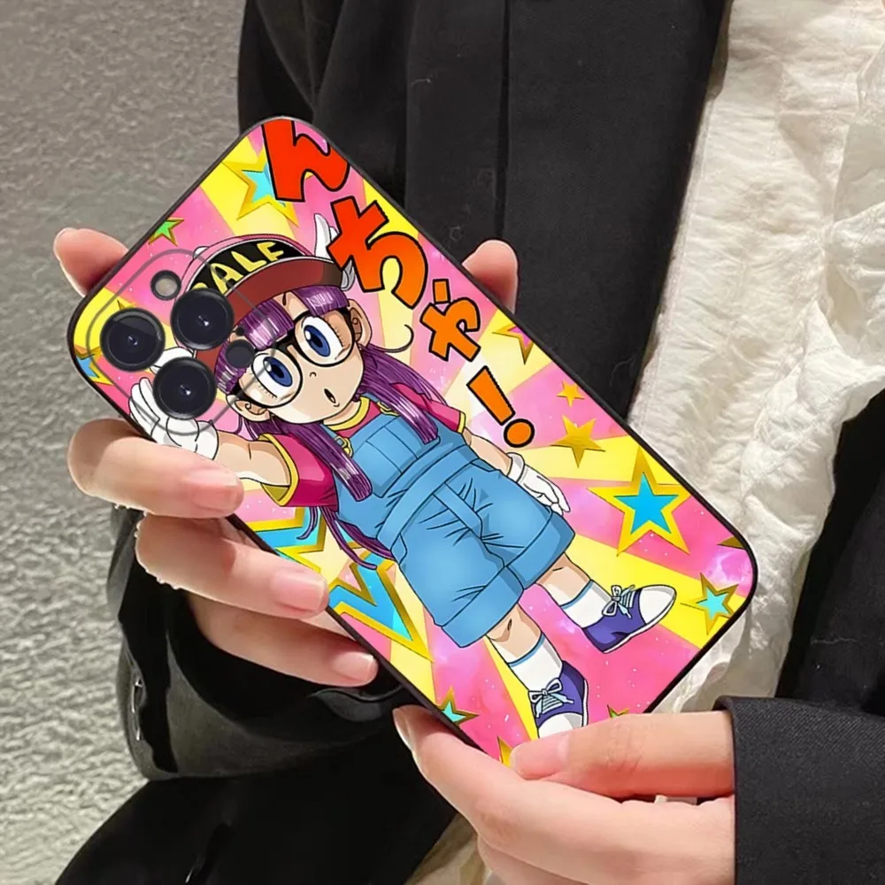 Cartoon Dr Slump Arale iphone case For iPhone 15 14 11 12 13 Mini Pro XS Max Cover 6 7 8 Plus X XR SE 2020 Funda Shell