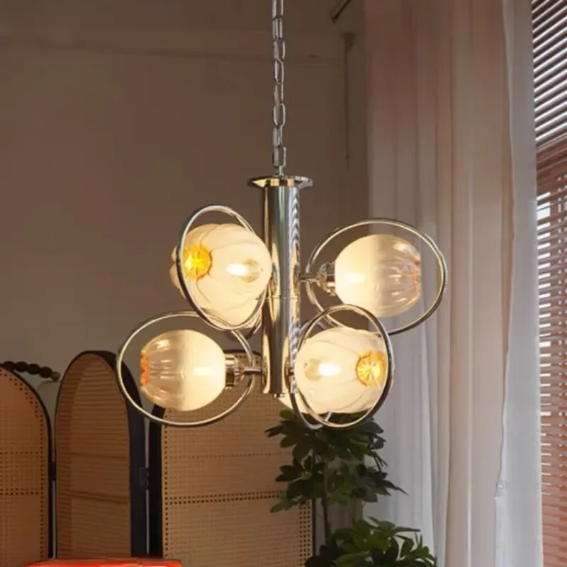 

GHEUVNJ Vintage flower bud pendant lamp designer French living room, dining room, study, Italian retro lamp