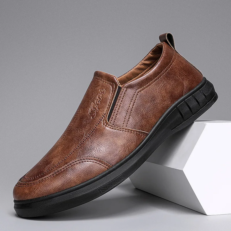 

New Men's Leather Shoes Breathable Lightweight Business Anti-Slip Middle-Aged Elderly footwears Comfortable All-Seasons Flats