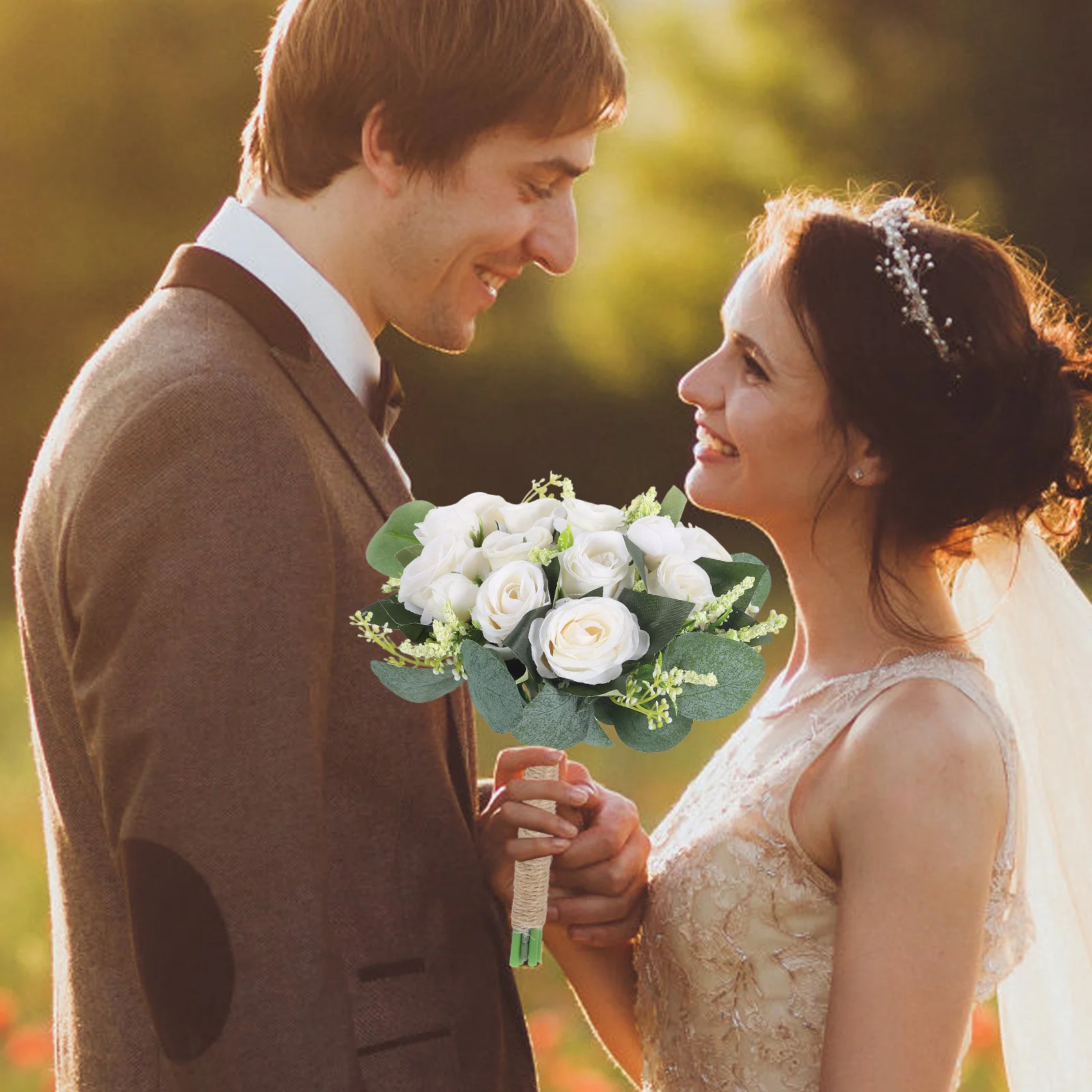 

Artificial Flower Bride Bouquet Romantic Wedding Decoration Realistic Long-Lasting Floral Arrangement for Home Church Studio