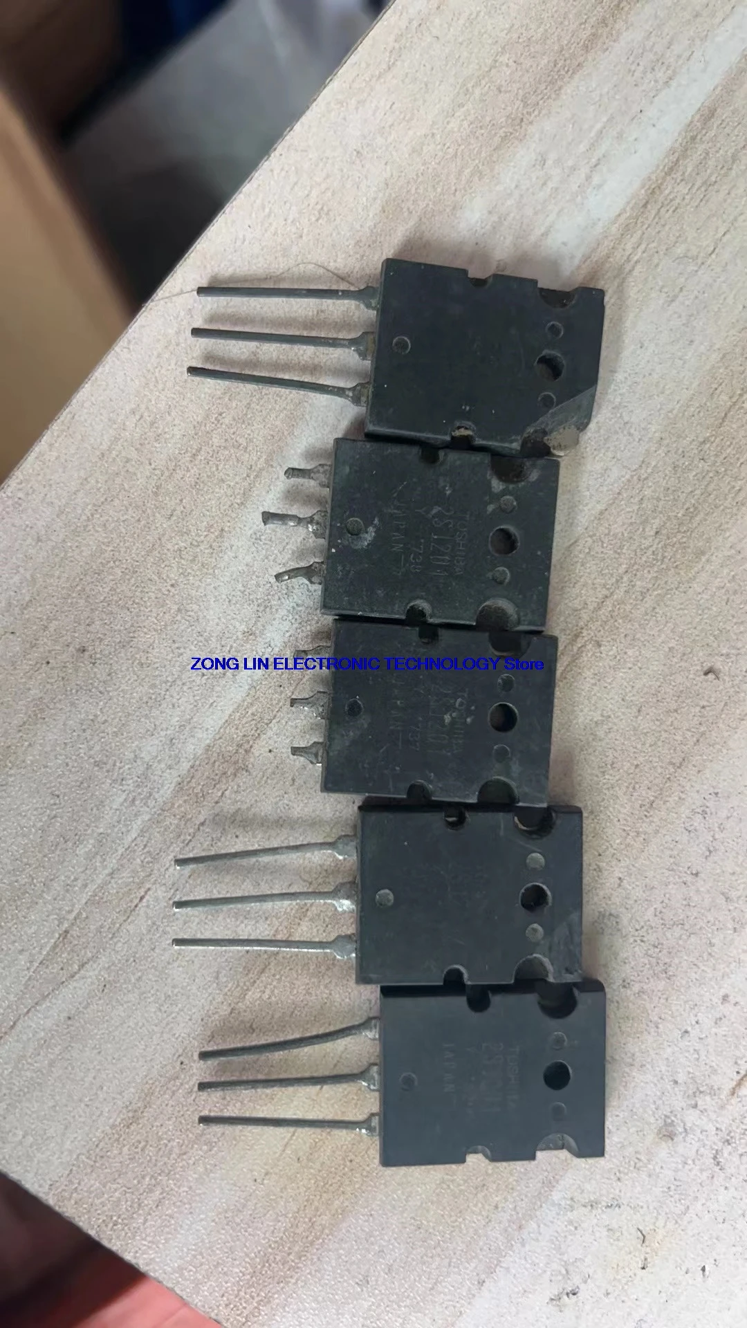 Original imported 2SK1530 2SJ201 K1530 J201 amplifier pairing tube tested                1PCS -1lot