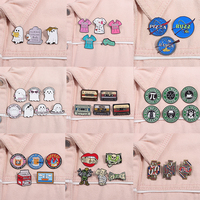 3-7PCS/SET Halloween White Ghost, Skeleton Hand Dollars, Doctors And Nurses Clothes Modelling Brooch Lapel Pin Friends' Gifts