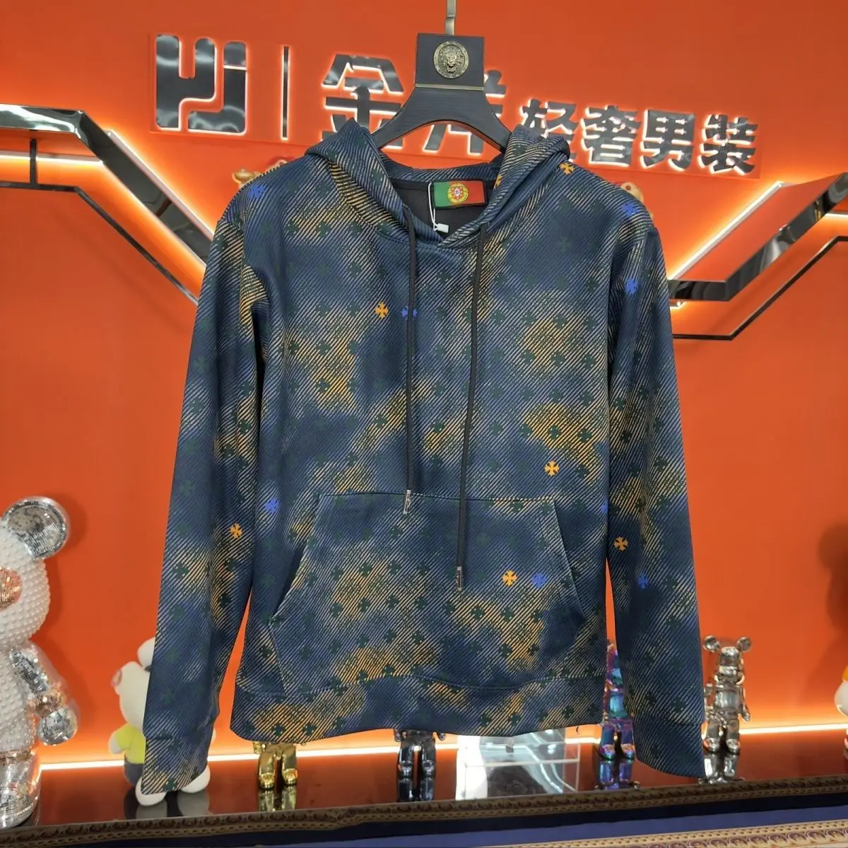 2025Autumn and winter new men's hooded sweater fashion design trend sense light luxury pullover long sleeve niche top