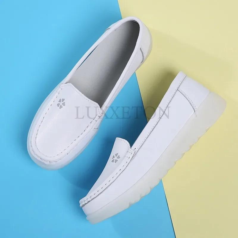 Genuine Leather Round Toe Work Shoes Winter New Woman Nurse Flat Shoes Fashion Slip on Comfort Moccains Shoe Warm Plush Shoe