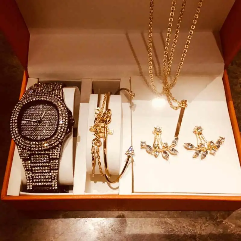 Fashion Creative Womens Watches Set Gift Box Luxury Diamond Necklace Bracelets Earrings Quartz Watch Set for Women Drop Shipping