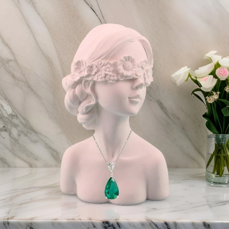 Stylish Resin Covered Necklace Bust Display Rack Sturdy Stand Jewelry Holder with Elegant Color for Home Drop Shipping