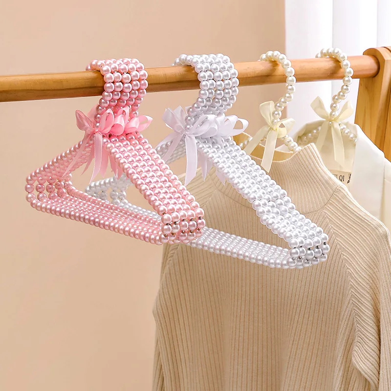 

5Pcs 40CM Elegant Plastic Pearl Beaded Clothes Hangers for Adult Clothing Princess Clothespins Wedding Dress Home Storage Hanger