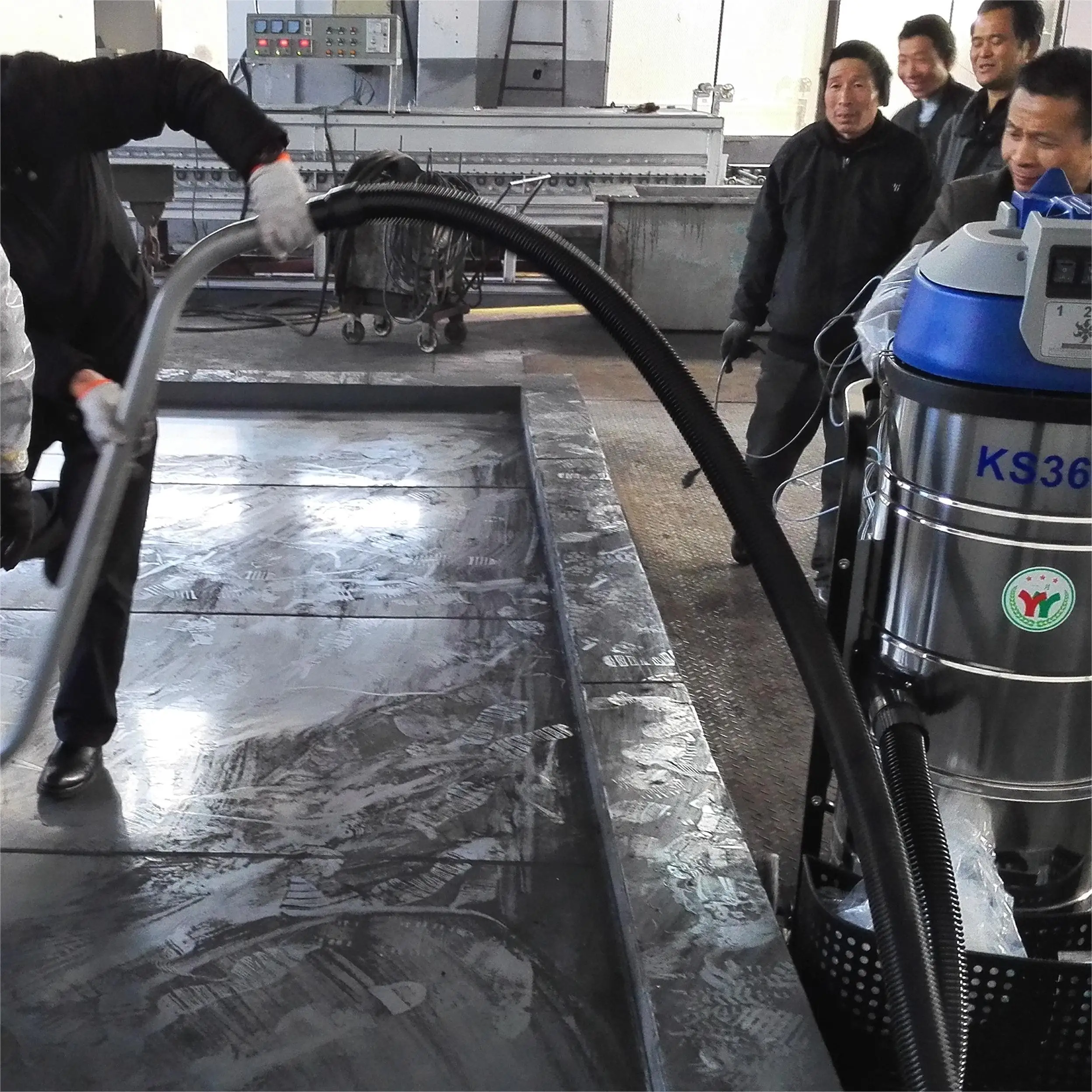 KS3600 3.6KW 100L 산업용 진공청소기 |   스테인리스 스틸 드럼 |   기계 공장 및 금속 연삭을 위한 강력한 흡입력