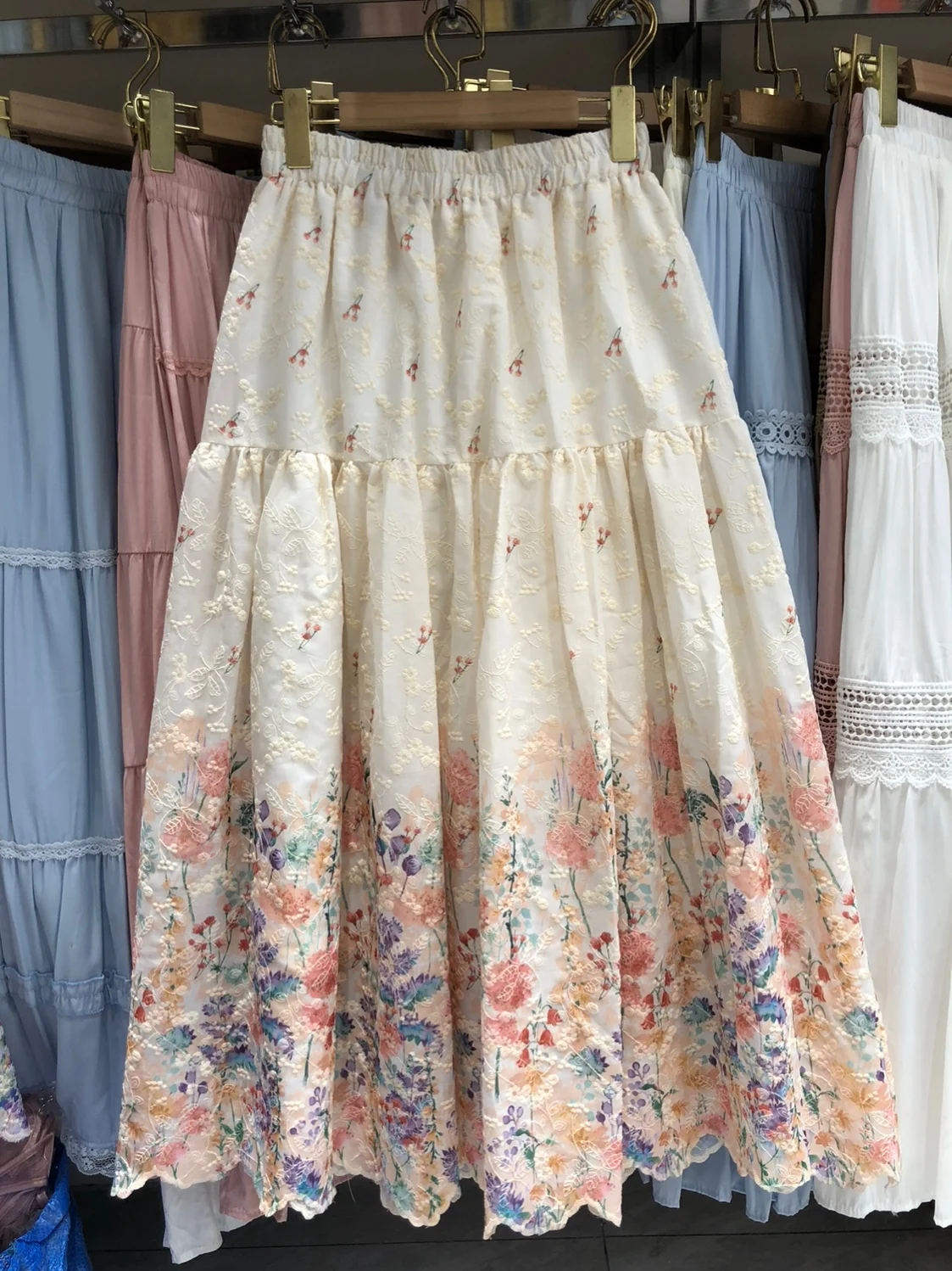 

High Waist A-Line Midi Skirt Embroidered Floral Print Women's Summer Slimming Half Body Skirt Garden Style Flower Skirt