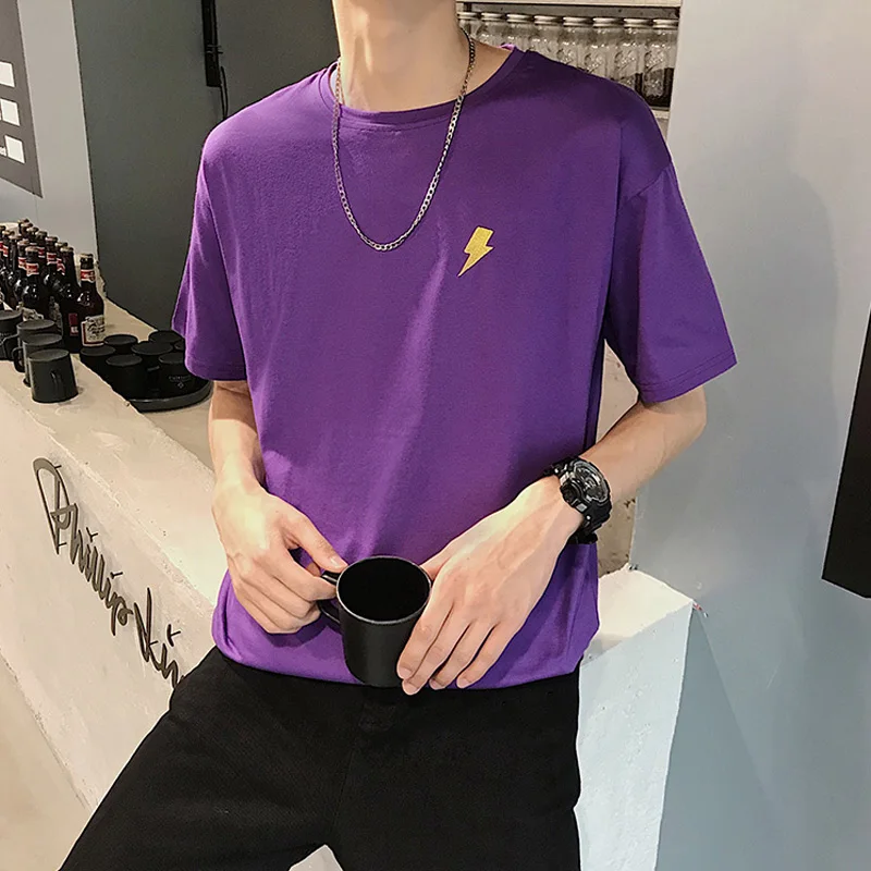 Fioletowa męska koszulka letnia japońska koszulka z krótkim rękawkiem Harajuku Baggy elementy z kreskówek Top Casual Oversized Man Clothes