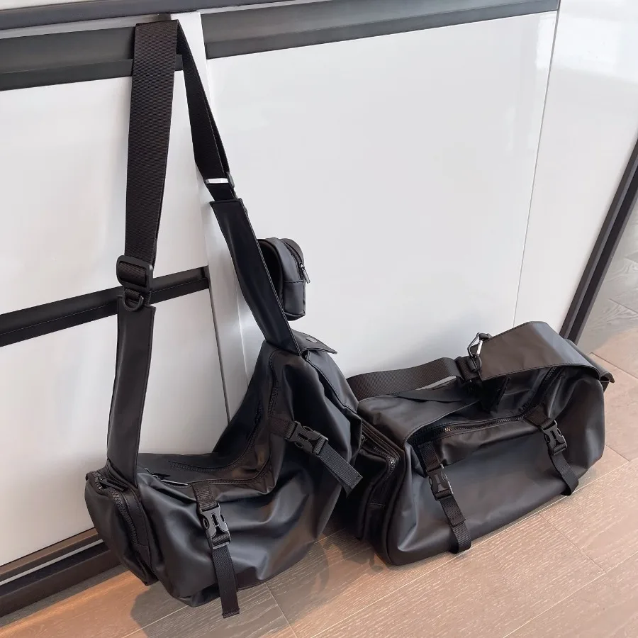 

【New style】Work tool -body bag men's Japanese fashion brand large-capacity hip-hop sports shoulder backpack women's locomotive