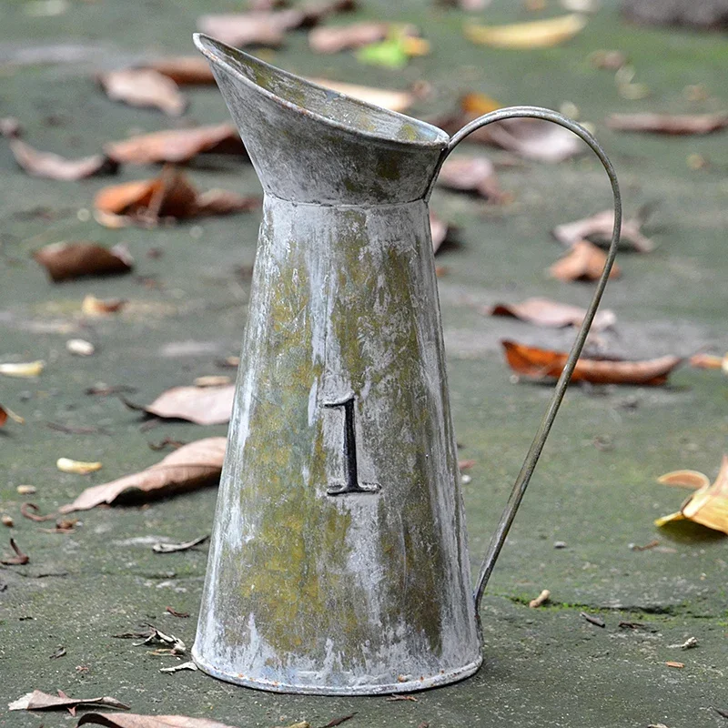 

Distressed Vintage Handcrafted Galvanized Watering Can Rustic Metal Flower Vase Vintage Garden Decor Shabby Chic Water Jug