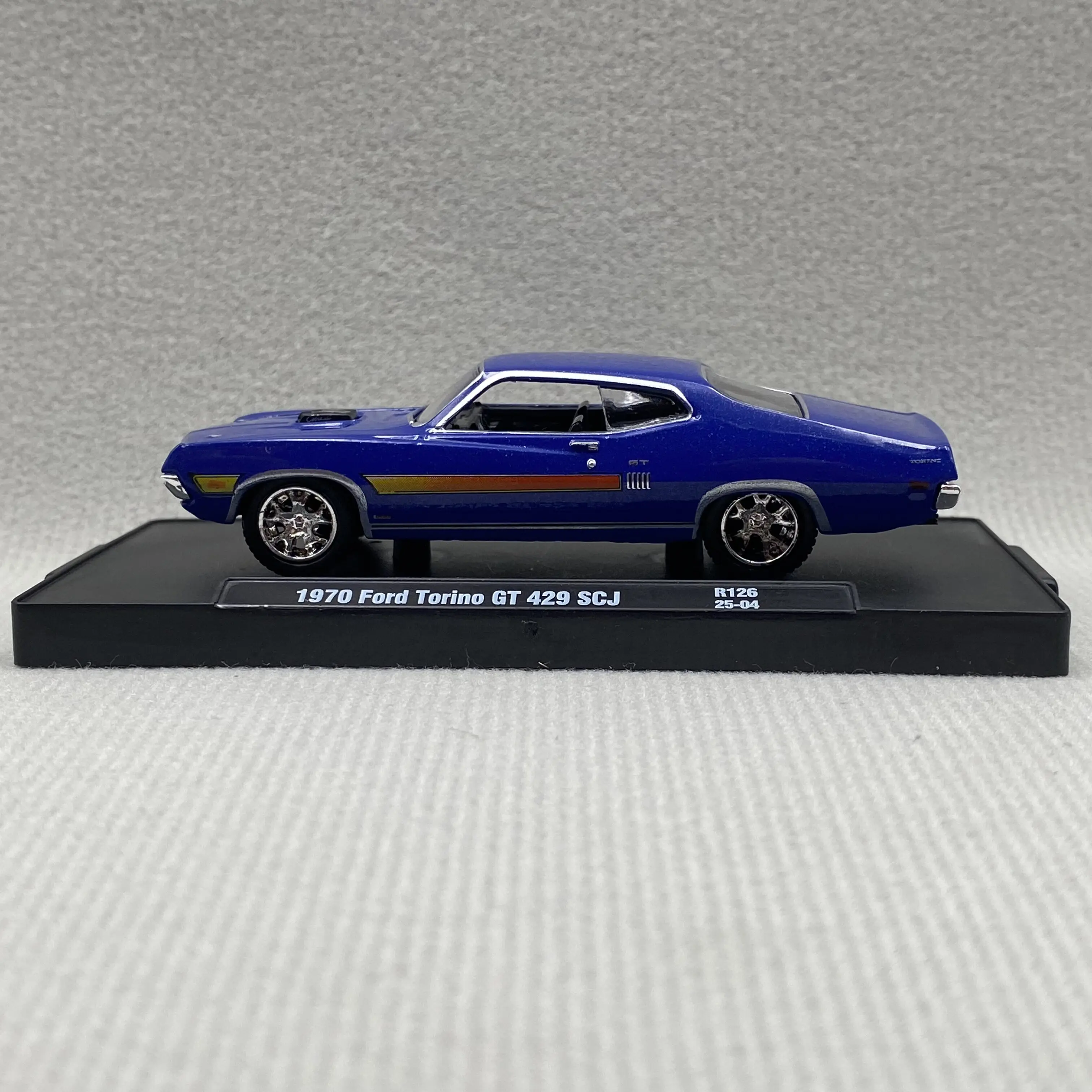 M2 Machines 1:64 1970 Ford Torino GT 429 SCJ diecast alloy car model Children's toys and gifts