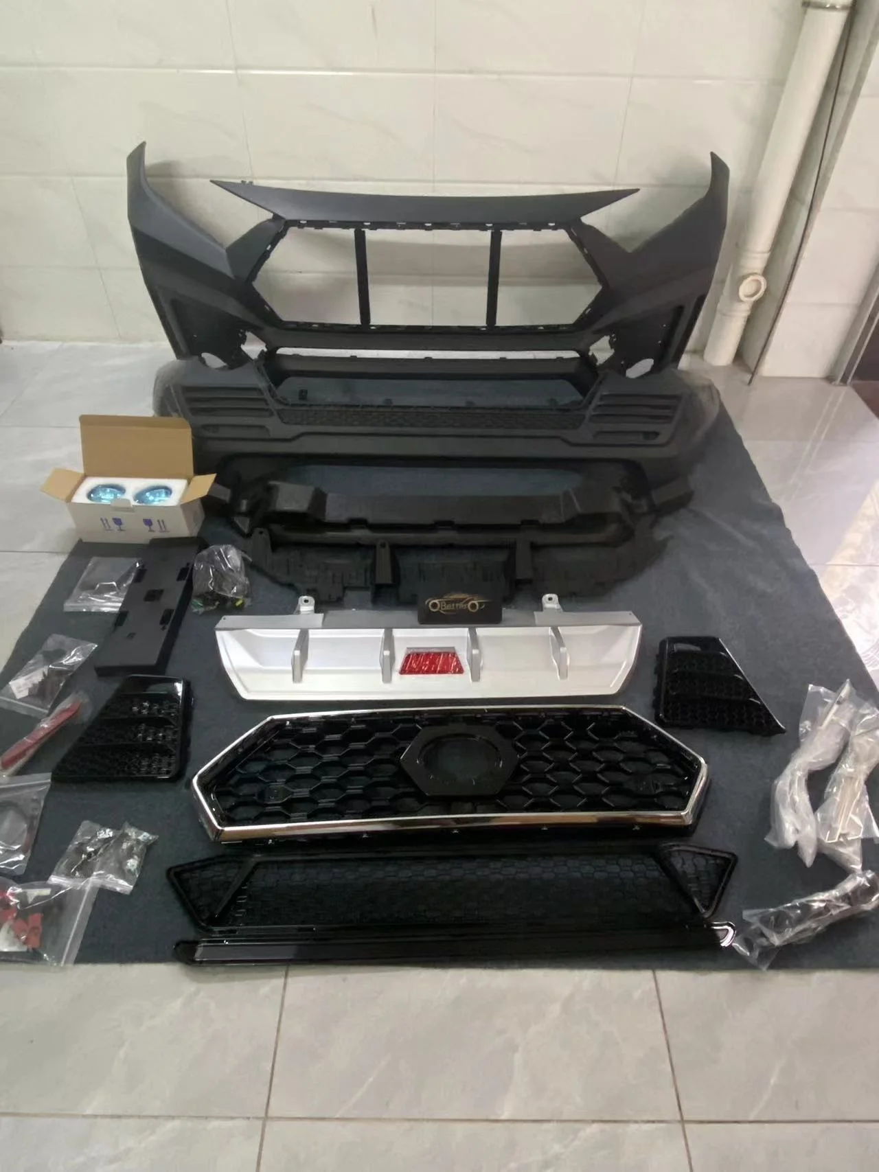 BETTER High Quality Car bodykit For Toyota RAV4 2019-2020 Front Bumper Rear Bumper Grille