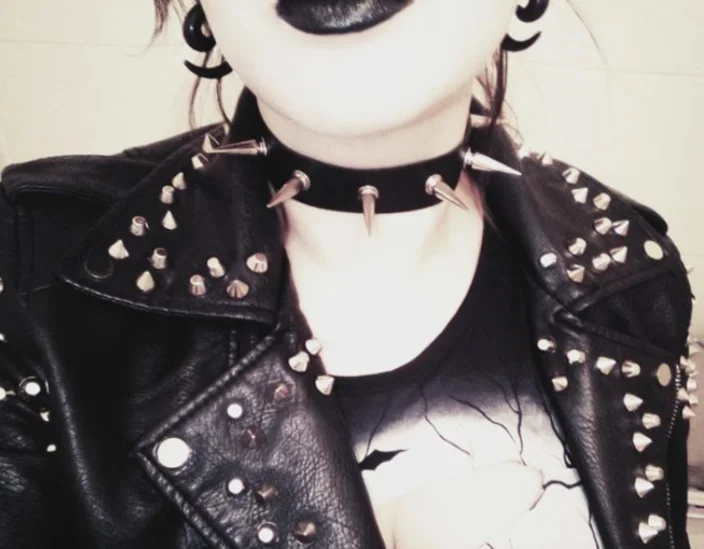 Choker Collar with Spikes Rivets Women Men Emo Studded Chocker Necklace Goth Jewelry