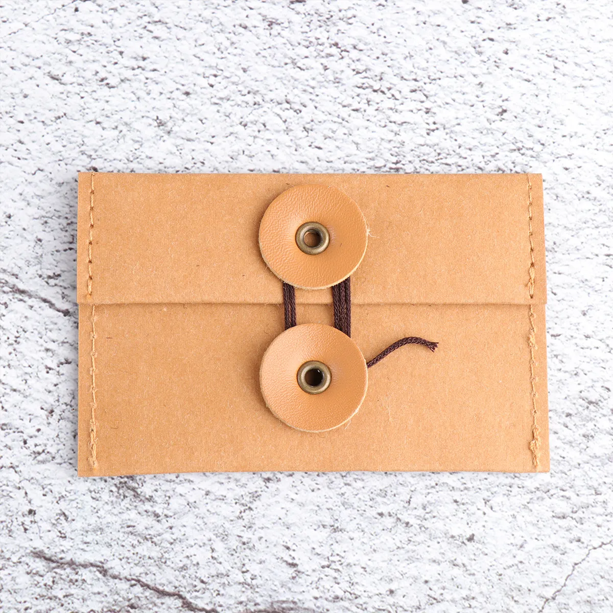 

Waterproof Kraft Paper File Pouch Sturdy Tear Resistant Easy Clean Document Organizer for Office Travel Park Train School Home