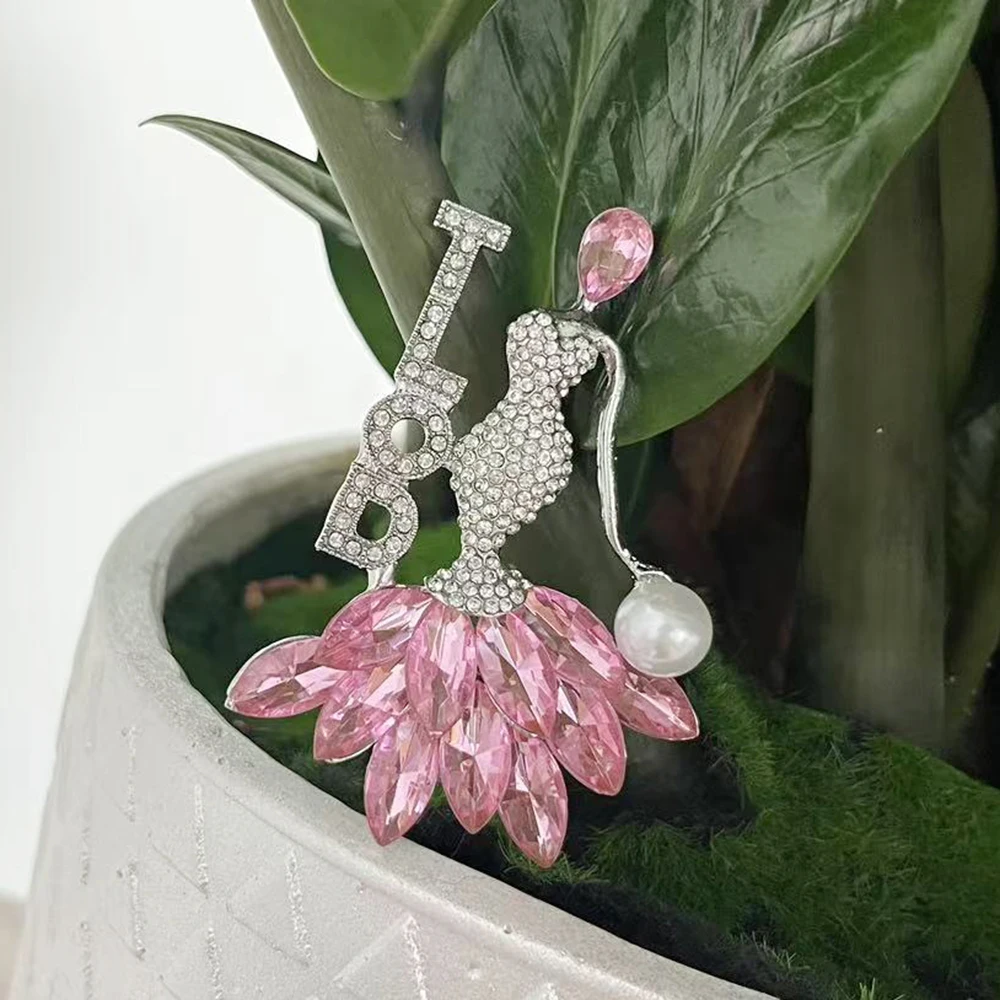 إثارة حجر الراين الوردي مجموعة أعلى السيدات من التميز TLOD دبوس المرأة الاجتماعية بروش معدني مجوهرات