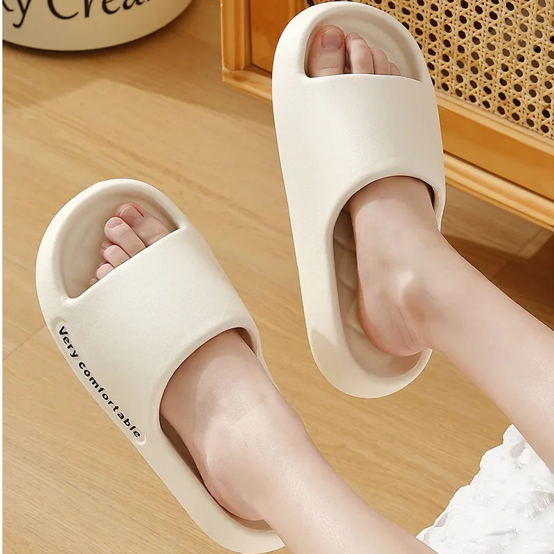 House Slippers Women Platform Cloud Outdoor Indoor Summer Soft Sandal Slides Flip Flop Men Male Ladies Home rubber Shoe Flat EVA