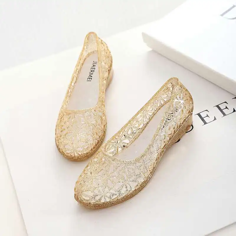 Fashion Women Sweet Fashion Bird\'s Nest Hole Shoes Plastic Crystal Sandals Flat Bottom Glitter Beach Shoe Clear Heels for Women