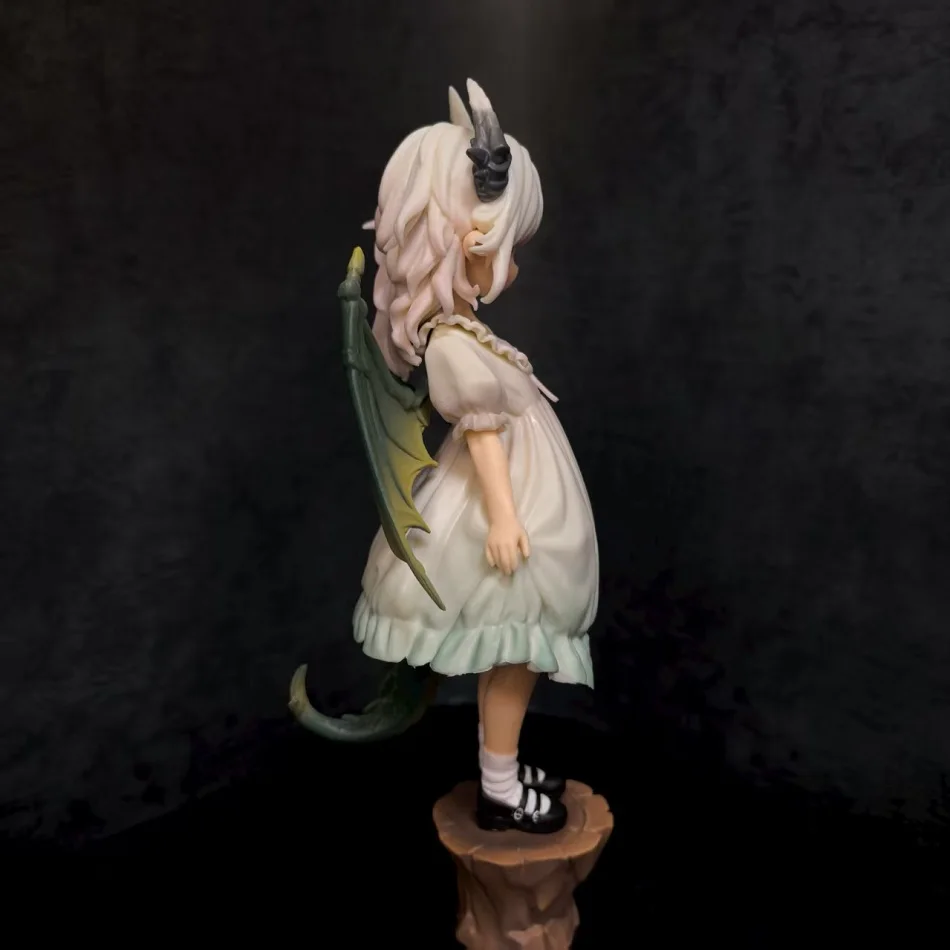 Figurka Smoczej Dziewczyny Zła GK Oryginalna Piękna Dziewczyna Loli Anime Model 2D Ozdoby na Biurko Podwozie Peryferia
