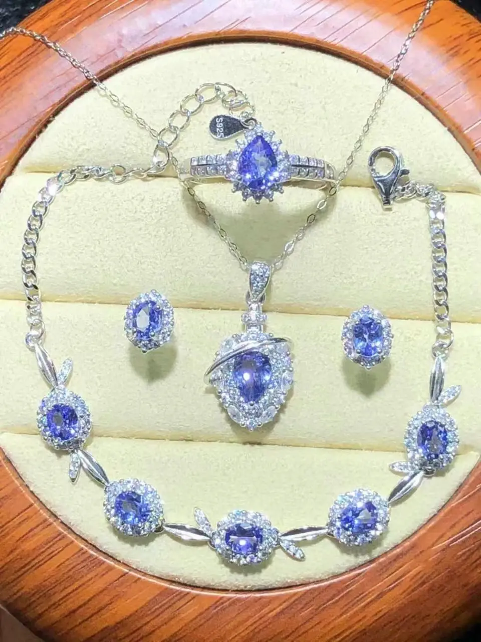 Elegant 925 Silver High Quality Tanzanite Jewelry Set Necklace Bracelet Earrings & Ring Stone Sizes Around 5*7mm 4*5mm Jewelry