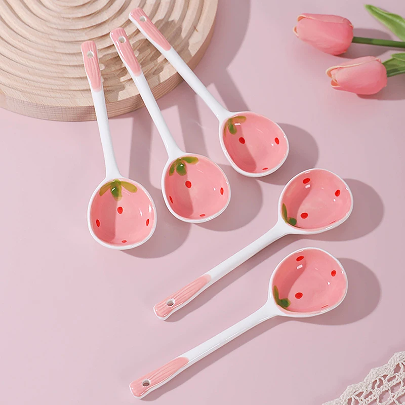 1Pc Cute Strawberry Ceramic Soup Spoon Ice Cream Hand Painted Coffee Dessert Long Handle Spoon Kitchen Tableware Accessories