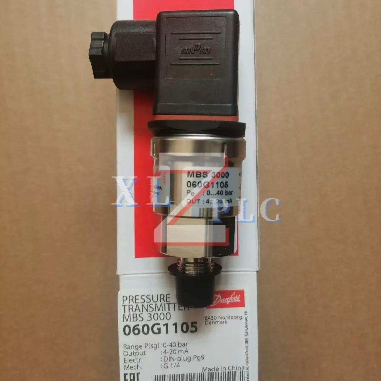 

новый оригинальный датчик давления 060G1105 060G1125