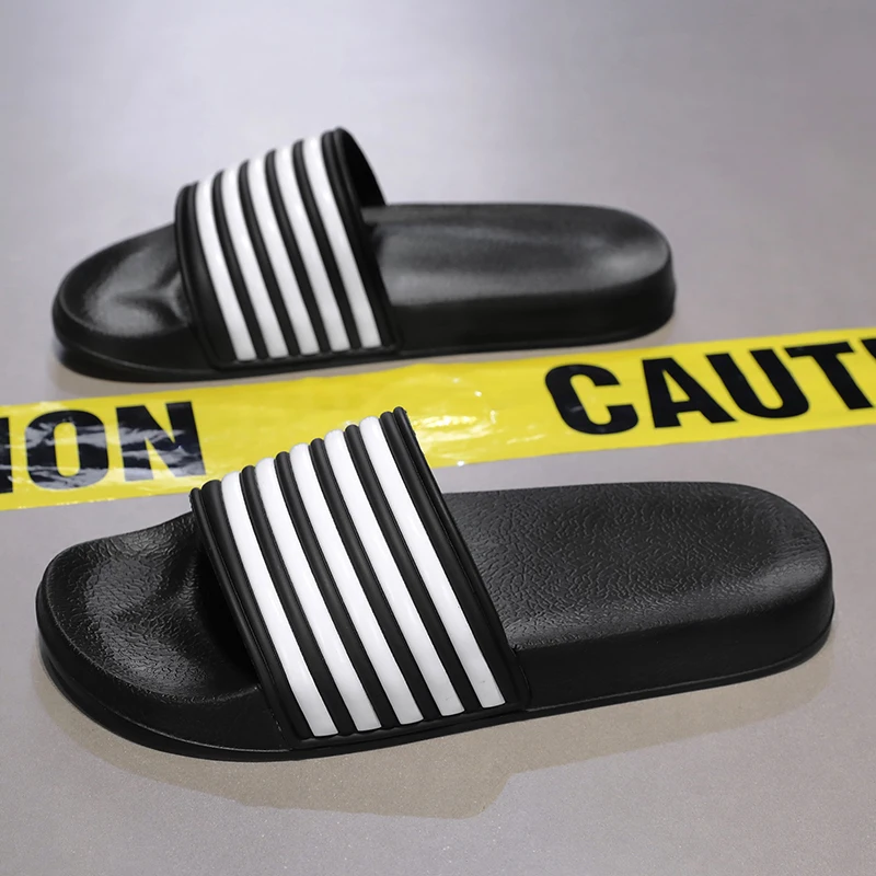 Plus Size Summer Men Indoor Home Slippers Male Soft Comfortable Bath Slipper Men's EVA Flat Thick Platform Outdoor Beach Sandals