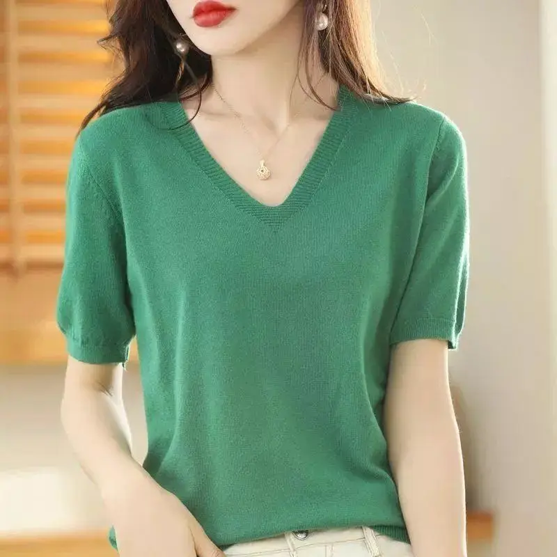 2025 New Spring Summer New Women's V-neck Short-Sleeved Exquisite Knitted Sweater Pullover Solid Color Versatile Top A497