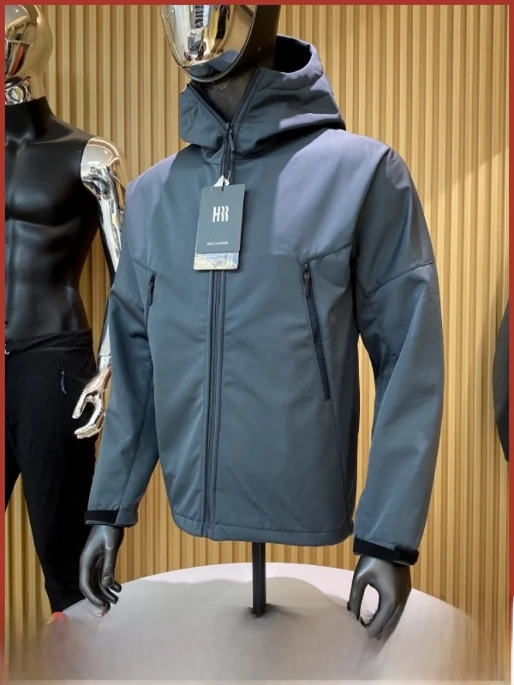 

High-End Men's Outdoor Warmth-Fce-Lined-Thiened-Hooded Soft ell Jaet Windproof Waterproof Youth Faion Polyester Fiber