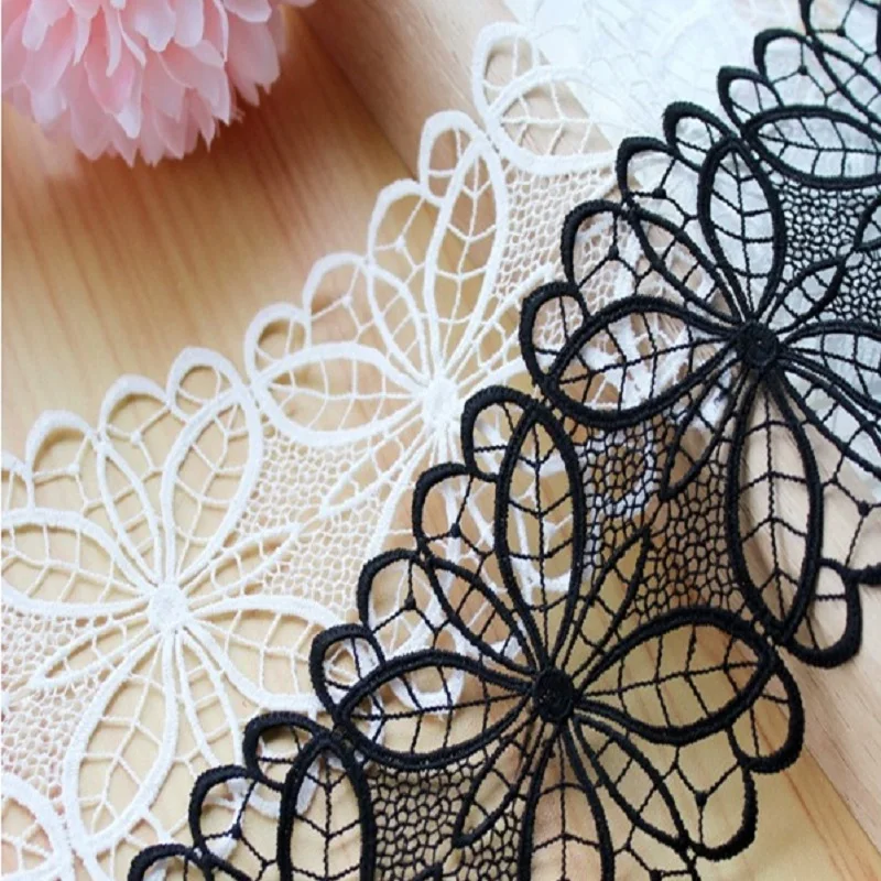 2 Yards/lot Polyester Sewing Craft Crochet Off white Black Net Lace Trim Clothes Embroidered Flower Lace Fabric Applique