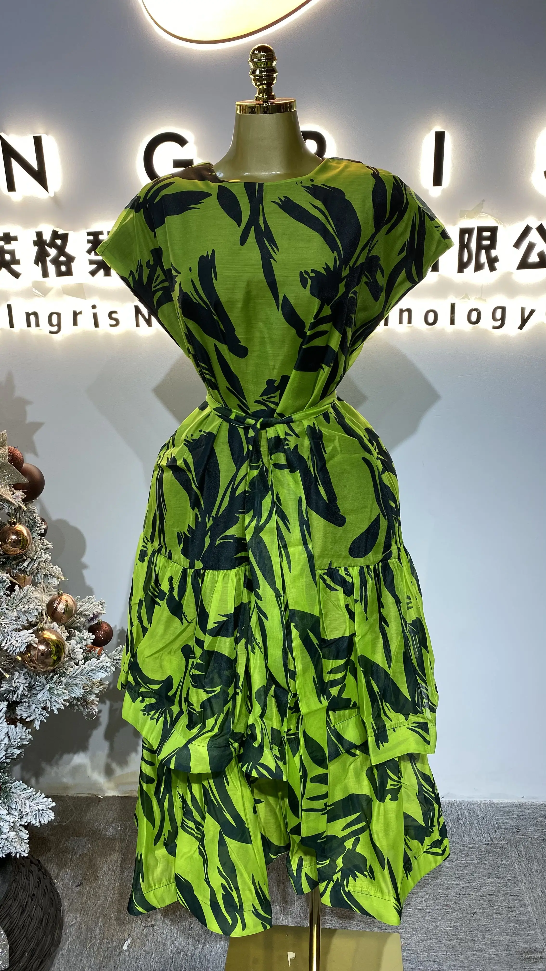 

Модельер женское весенне-летнее однобортное свободное повседневное платье с круглым вырезом в стиле ретро-принт-GZXX477