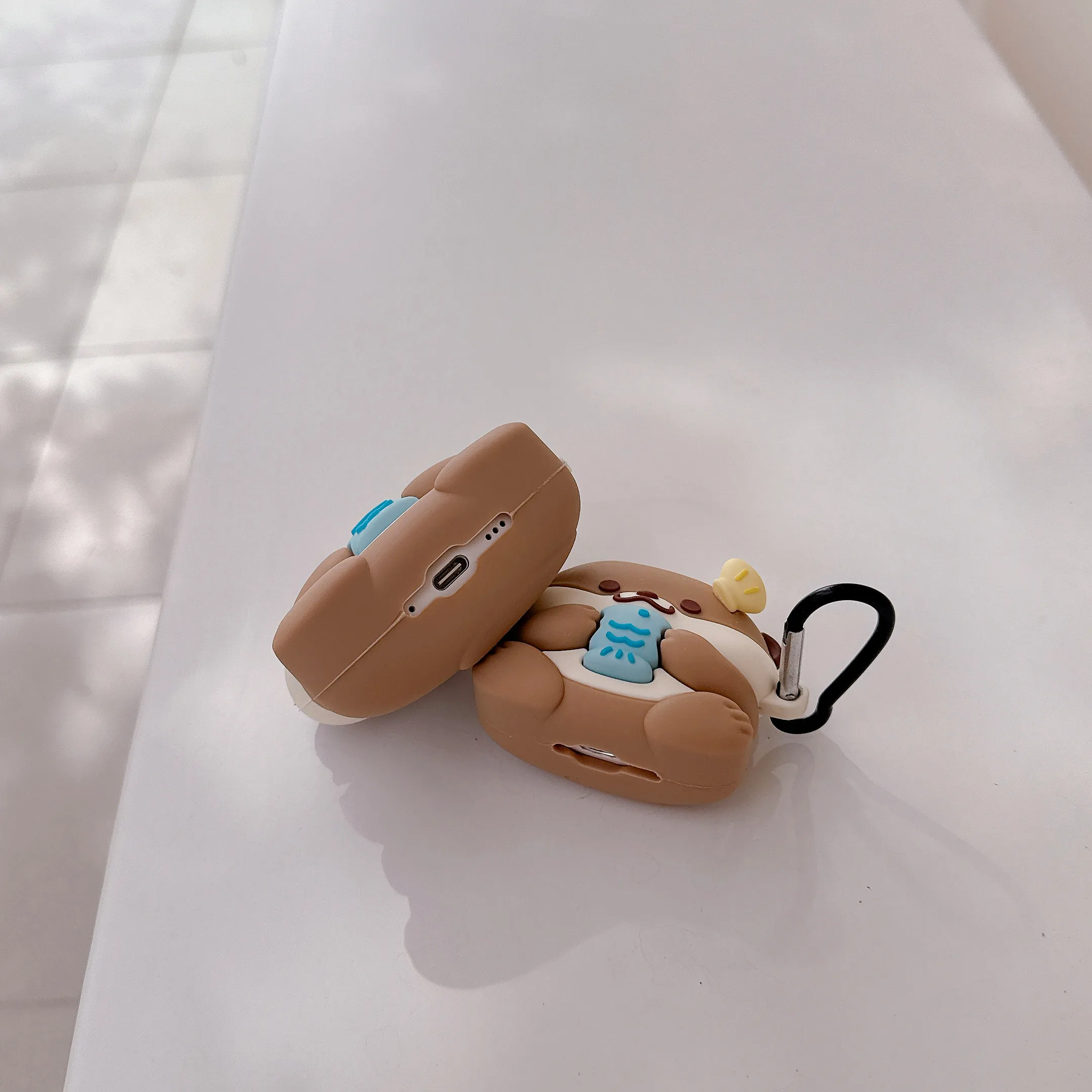 Cute 3D Cartoon Otter Baby Silicone Earphone Case with Keychain  Soft Shockproof Protective  for AirPods 1/2/3/4/Pro/Pro2/Pro3 view 6