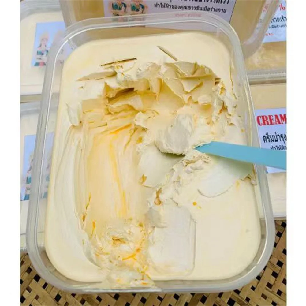 

KEM duong BODY UV Thai lan bright, white, moisturized, firm, and smooth skin ไวท์เทนนิ่ง บอดี้ ยูวี ครีม