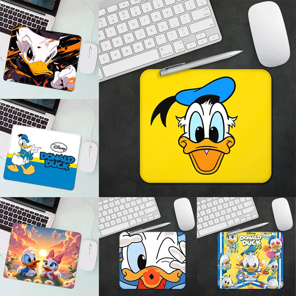 

Cartoon Donald Duck Daisy Ducks Couple Gaming Mouse Pad Mousepad For PC Gamer Desktop Decoration Office Mouse Mat Deskmat Rug