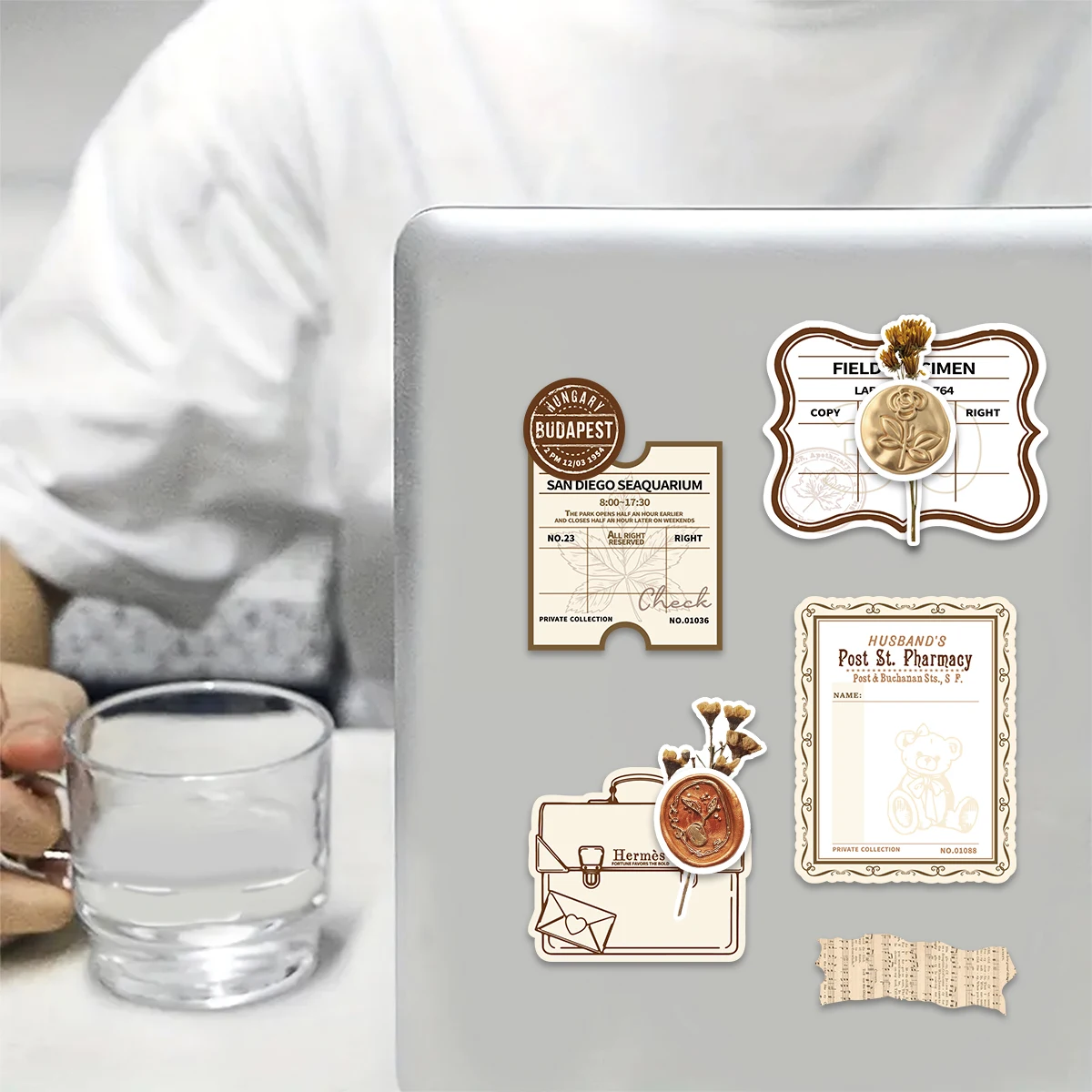 30pcs Elegant Rose Stamp Pattern Stickers for Notebooks, Water Bottles, Luggage and Mobile Phones, Handmade Scrapbook, Stickers