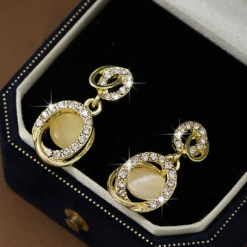 pedra-da-lua-com-zirconia-acessorio-de-moda-simples-e-estiloso-tendencia-europeia-e-americana-de-alta-qualidade-brinco-com-design-personalizado