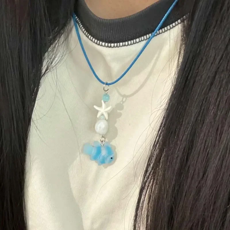 5pcs Fashion Cartoon Clownfish Pendant Necklaces for Women Girls Cute Marine Life Necklace Seaside Vacation Jewelry Accessorie