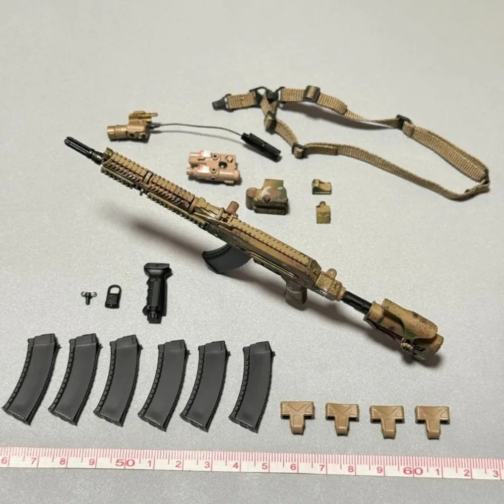 

ES 26071R 1/6 Scale Soldier AK105 Model for12'' FSB Alpha