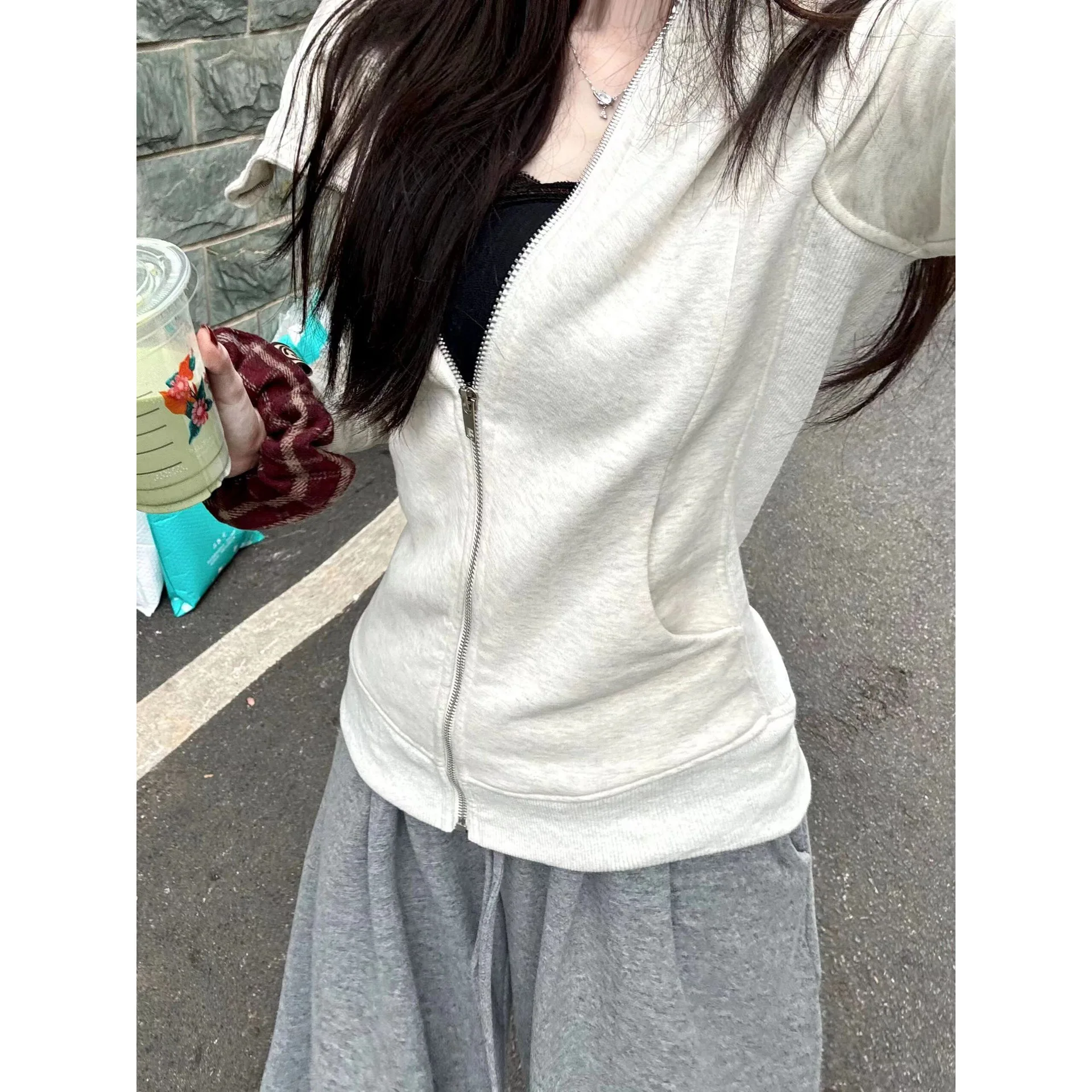 

Women's 2025 Autumn and Winter Sports Short Tight Hooded Top
